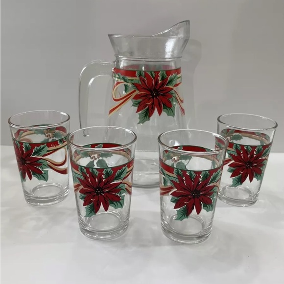 Vintage Poinsettia And Holly Berry Juice Water Pitcher And 4 Glasses Christmas - Picture 1 of 7